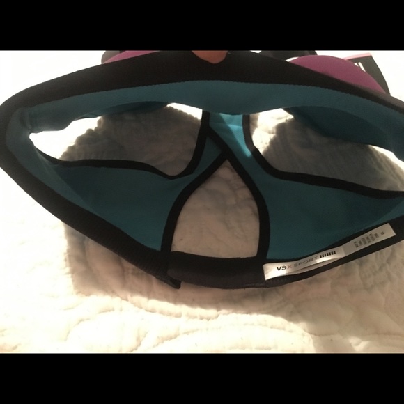 Victoria spot bra - Picture 5 of 5